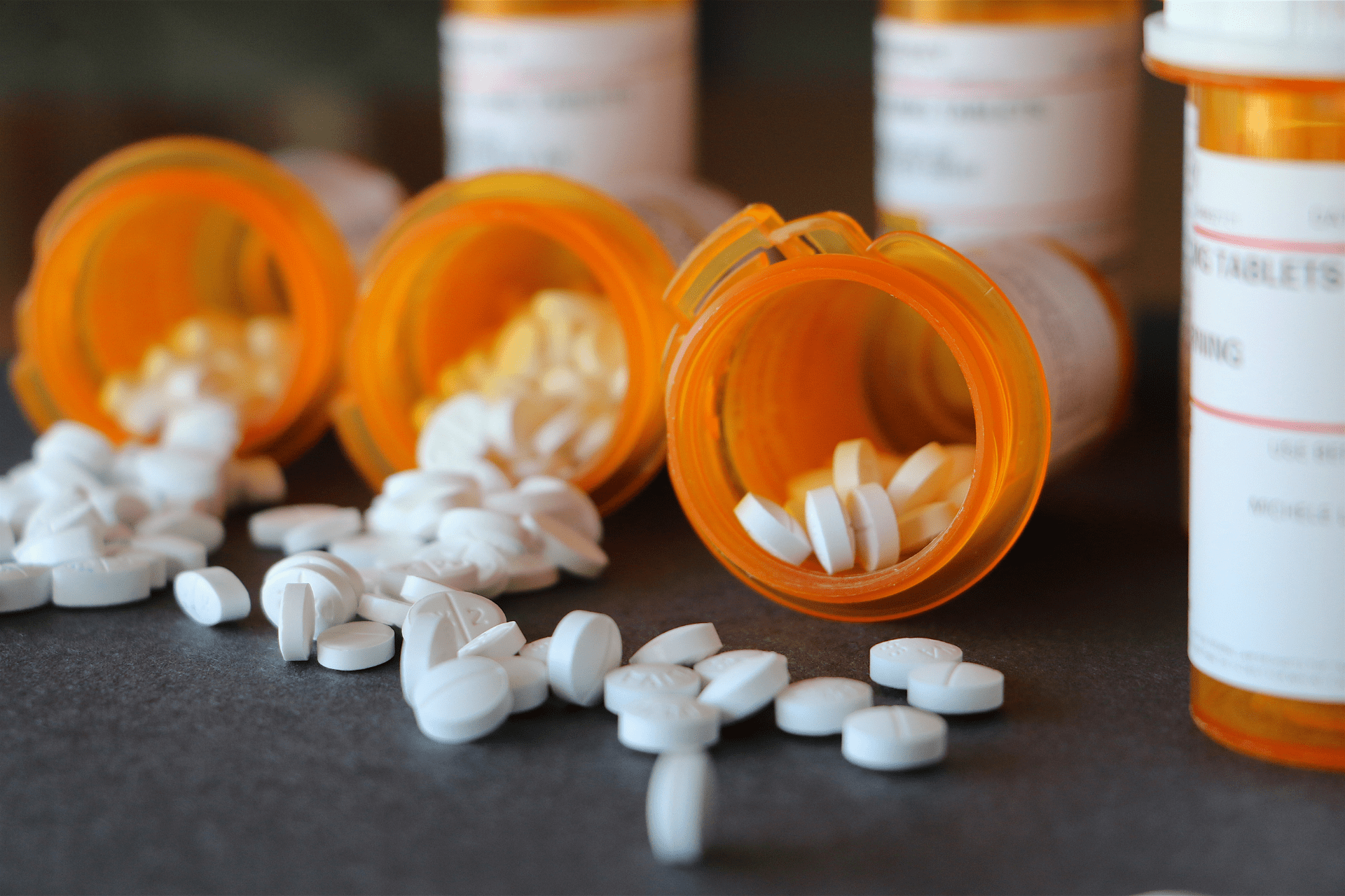 do psychiatrists prescribed medication